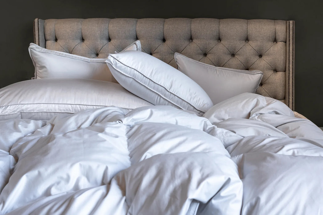 FALL Weight, LUXE Collection Silk Duvet Insert, King XL size, 114x100" Soft, 370 Thread count 42% Silk/69% Cotton, by Down Inc