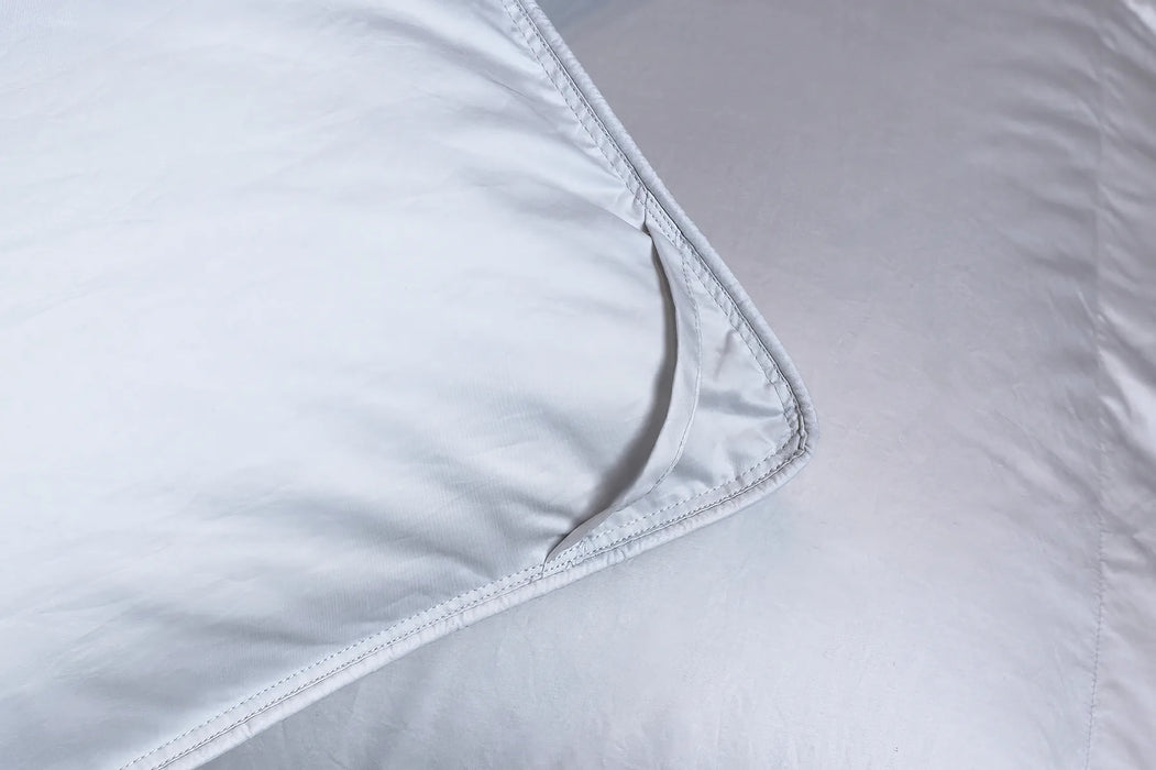 FALL Weight, LUXE Collection Silk Duvet Insert, King XL size, 114x100" Soft, 370 Thread count 42% Silk/69% Cotton, by Down Inc